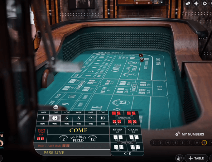 Evolution Craps Live dice throw